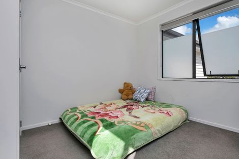 Photo of property in 12 Akeake Lane, Manurewa, Auckland, 2102