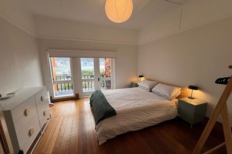 Photo of property in 5 Mcintyre Avenue, Mount Victoria, Wellington, 6011