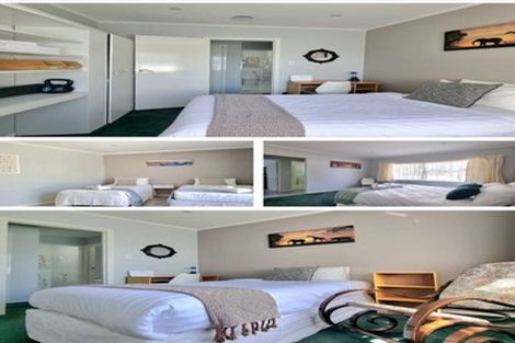 Photo of property in 176 Gossamer Drive, Pakuranga Heights, Auckland, 2010