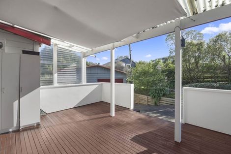 Photo of property in 205 Whangaparaoa Road, Red Beach, 0932