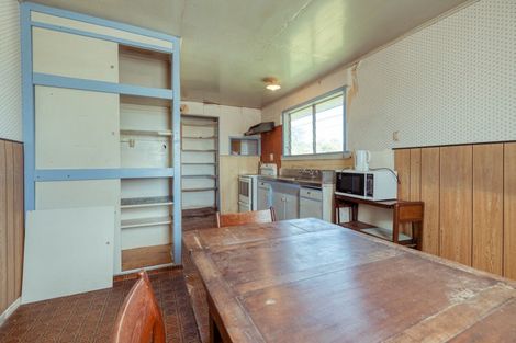 Photo of property in 31 Karaka Street, Helensville, 0800