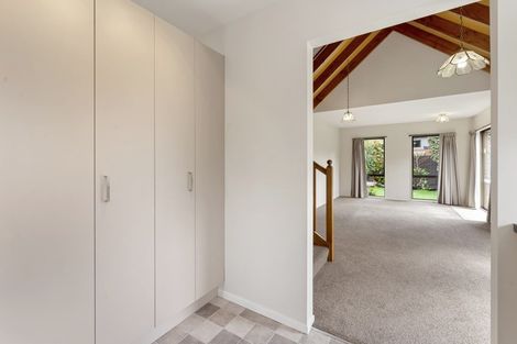 Photo of property in 10 Elvira Court, Bishopdale, Christchurch, 8053