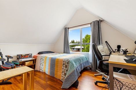 Photo of property in 1/18 Lynn Road, Bayview, Auckland, 0629