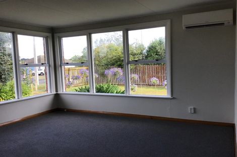 Photo of property in 6 Holland Crescent, Bulls, 4818