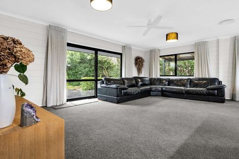 Photo of property in 5 Glenbrook Road, Karaka, Papakura, 2580