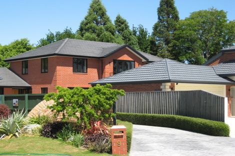 Photo of property in 9 Henridge Place, Avonhead, Christchurch, 8042