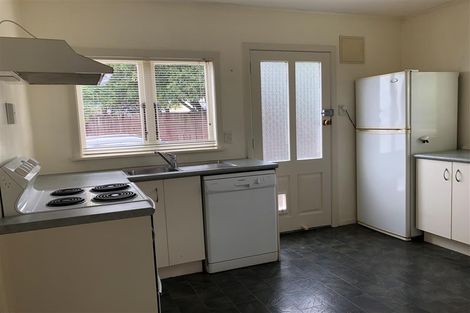 Photo of property in 1/13 Fairlea Road, Te Atatu South, Auckland, 0610