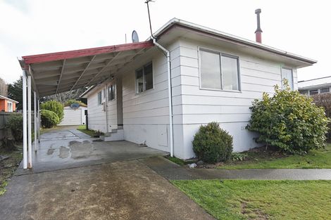 Photo of property in 64 Lauder Crescent, Heidelberg, Invercargill, 9812