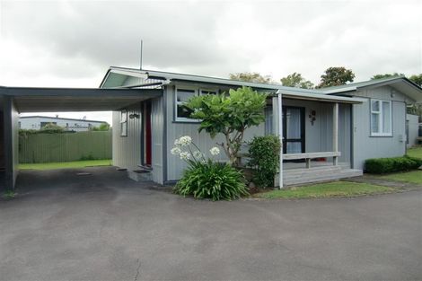 Photo of property in 4/119 Junction Road, Highlands Park, New Plymouth, 4312