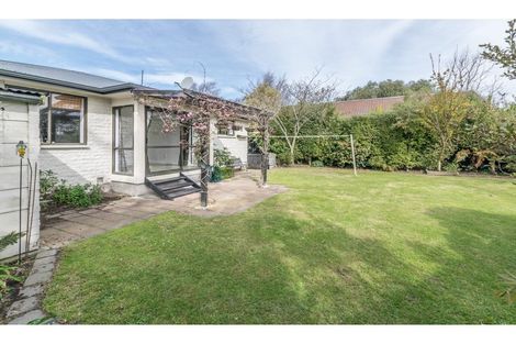 Photo of property in 2/131b Mcfaddens Road, Saint Albans, Christchurch, 8052