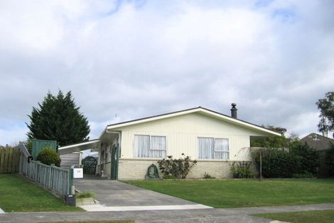 Photo of property in 28 Shortland Street, Tamatea, Napier, 4112