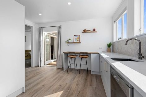 Photo of property in 167 Williams Street, Cambridge, 3434