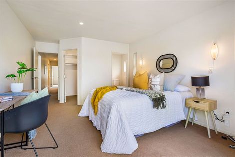 Photo of property in 15 Pyrite Street, Westgate, Auckland, 0614