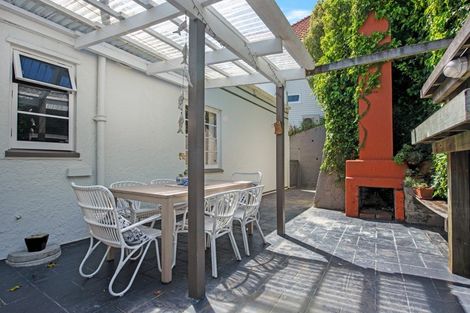 Photo of property in 49 Cavendish Square, Strathmore Park, Wellington, 6022