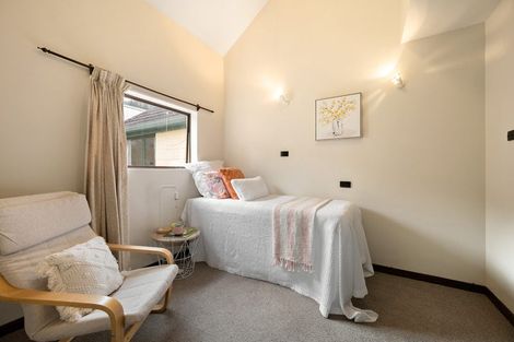 Photo of property in 35 Burma Road, Khandallah, Wellington, 6035