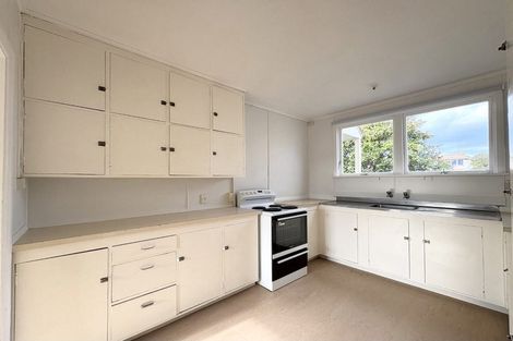 Photo of property in 12-14 York Street, Kaiti, Gisborne, 4010