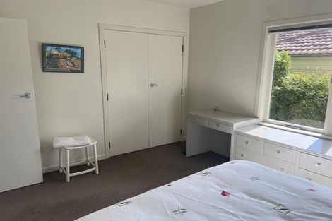 Photo of property in 11 Randwick Road, Northland, Wellington, 6012