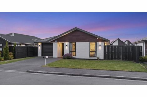 Photo of property in 32 Robert Duncan Road, Belfast, Christchurch, 8051