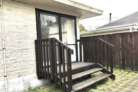 Photo of property in 2/39 Alfriston Road, Manurewa East, Auckland, 2102