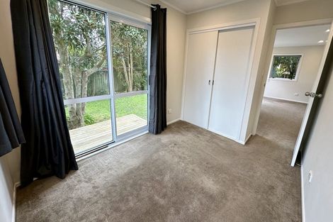 Photo of property in 22 Airdrie Road, Ranui, Auckland, 0612