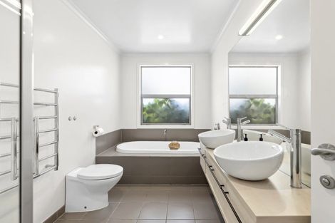 Photo of property in 88 Rob Roy Lane, Wanaka, 9305