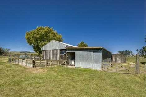 Photo of property in 32 Poukawa Road, Poukawa, Hastings, 4178