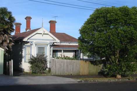 Photo of property in 14 Salisbury Street, Herne Bay, Auckland, 1011