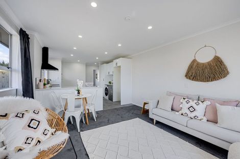 Photo of property in 2/56 Ward Street, Trentham, Upper Hutt, 5018