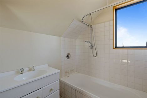 Photo of property in 2 Kinleys Lane, St Albans, Christchurch, 8014