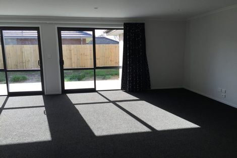 Photo of property in 3 Waipokapu Place, Opaheke, Papakura, 2113