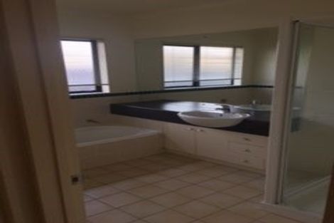 Photo of property in 13 Blackwood Drive, Wattle Downs, Auckland, 2103