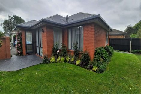 Photo of property in 2/137 Harewood Road, Papanui, Christchurch, 8053