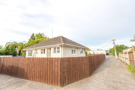 Photo of property in 28a Kelvin Road, Papakura, 2110