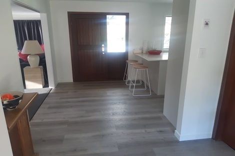 Photo of property in 27 Sargood Drive, Wanaka, 9305