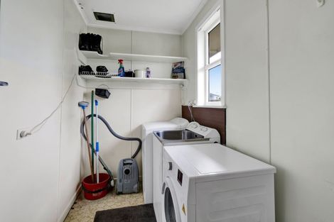 Photo of property in 5 Watene Crescent, Waitara, 4320