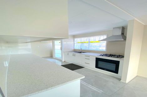 Photo of property in 1/20 Shalimar Place, Clover Park, Auckland, 2019