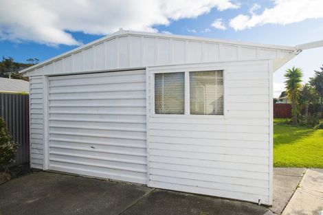 Photo of property in 33 Glasgow Crescent, Kaiti, Gisborne, 4010