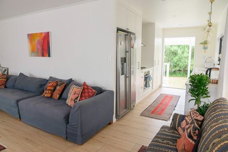 Photo of property in 5 Montego Place, Weymouth, Auckland, 2103
