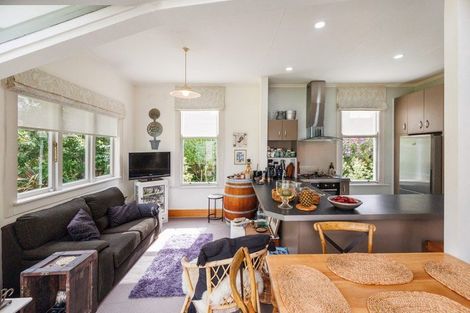 Photo of property in 301 College Street, West End, Palmerston North, 4410