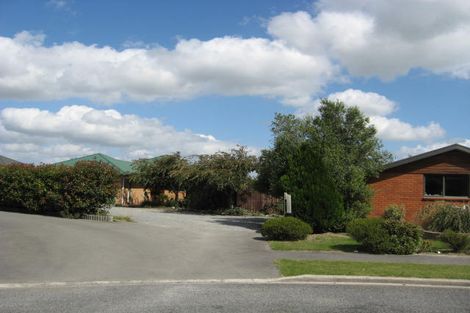 Photo of property in 17 Devon Crescent, Darfield, 7510