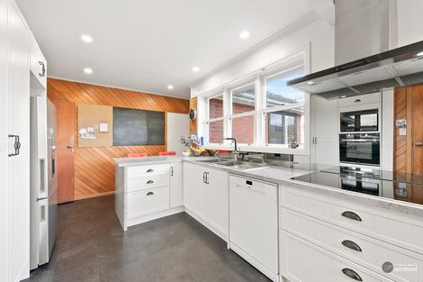 Photo of property in 18 Hugh Duncan Street, Haywards, Lower Hutt, 5018