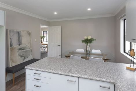 Photo of property in 122b Yaldhurst Road, Sockburn, Christchurch, 8042