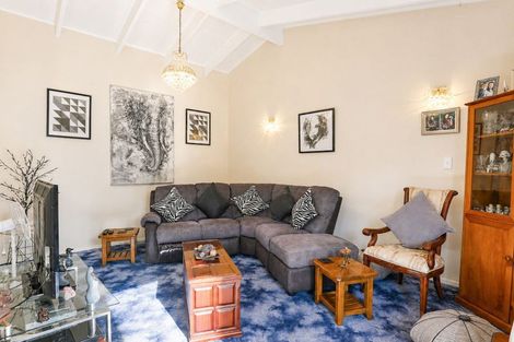Photo of property in 96b Grand Vue Road, Kawaha Point, Rotorua, 3010