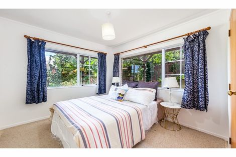 Photo of property in 31 John Davis Road, Mount Roskill, Auckland, 1041