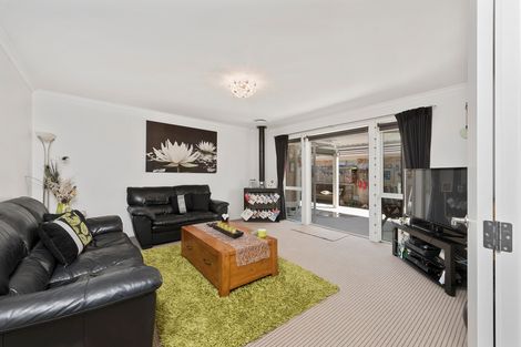 Photo of property in 23 Lewknor Drive, Papamoa Beach, Papamoa, 3118