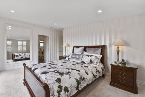 Photo of property in 1/177 Hurstmere Road, Takapuna, Auckland, 0622