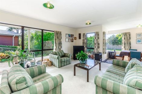 Photo of property in 4 Sandpiper Court, Paraparaumu Beach, Paraparaumu, 5032