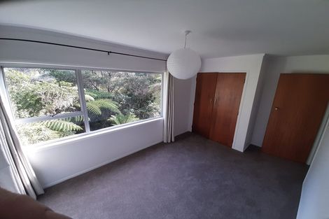 Photo of property in 37 West Lynn Road, Titirangi, Auckland, 0604