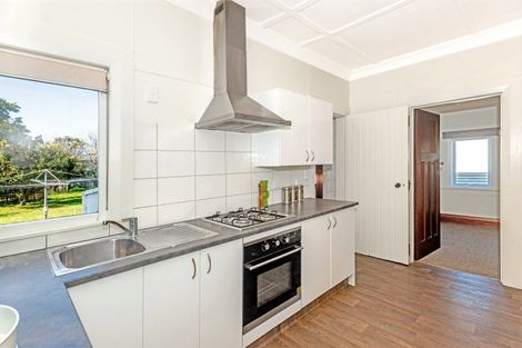 Photo of property in 16 Wellington Street, Te Hapara, Gisborne, 4010