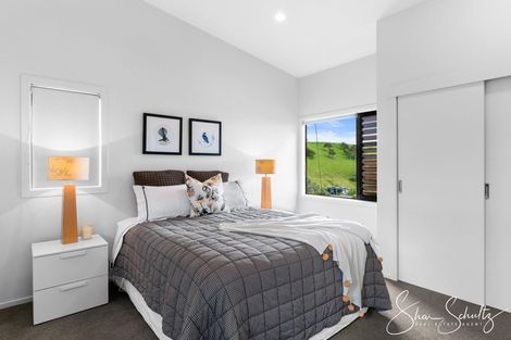 Photo of property in 24 Oxford Street, Whakapirau, Maungaturoto, 0583